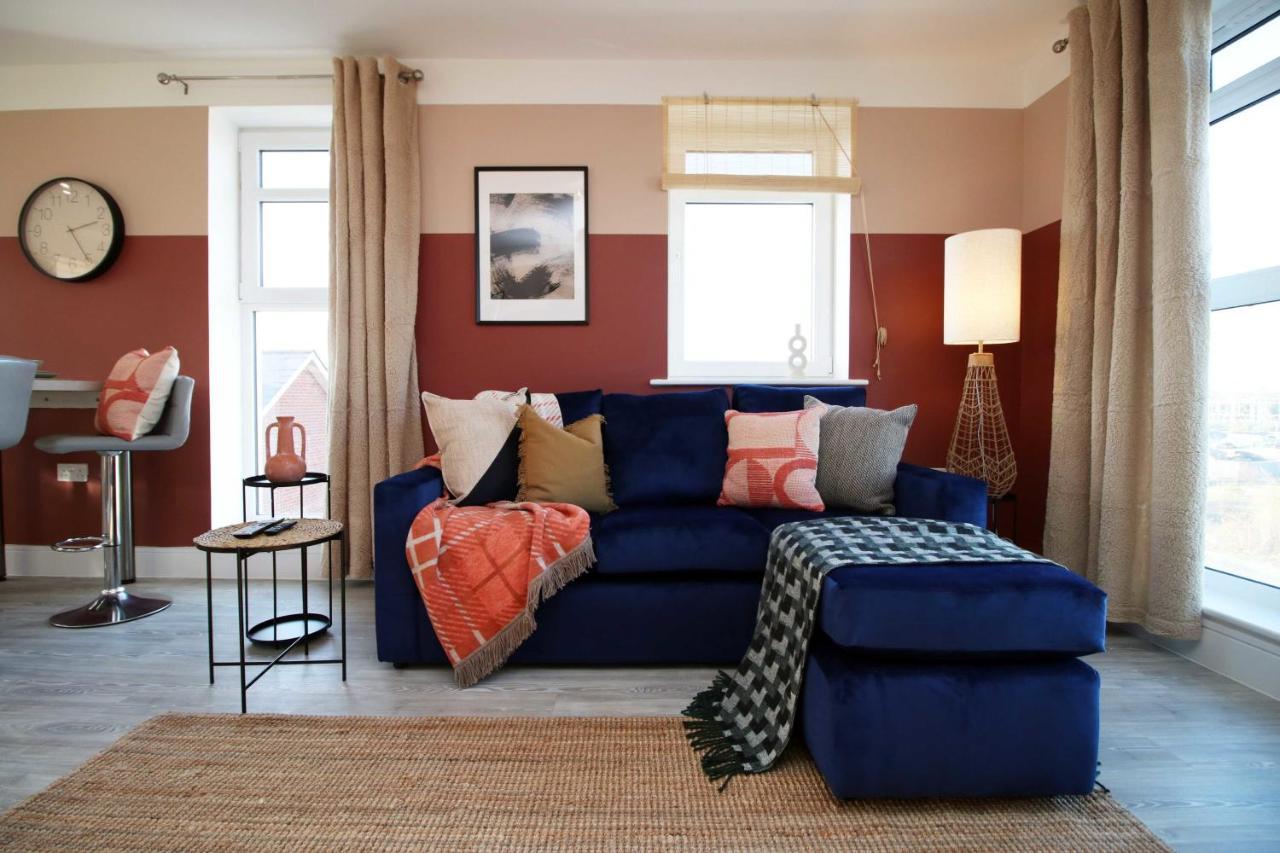 Stylish Modern Retreat Overlooking Quay * Poole